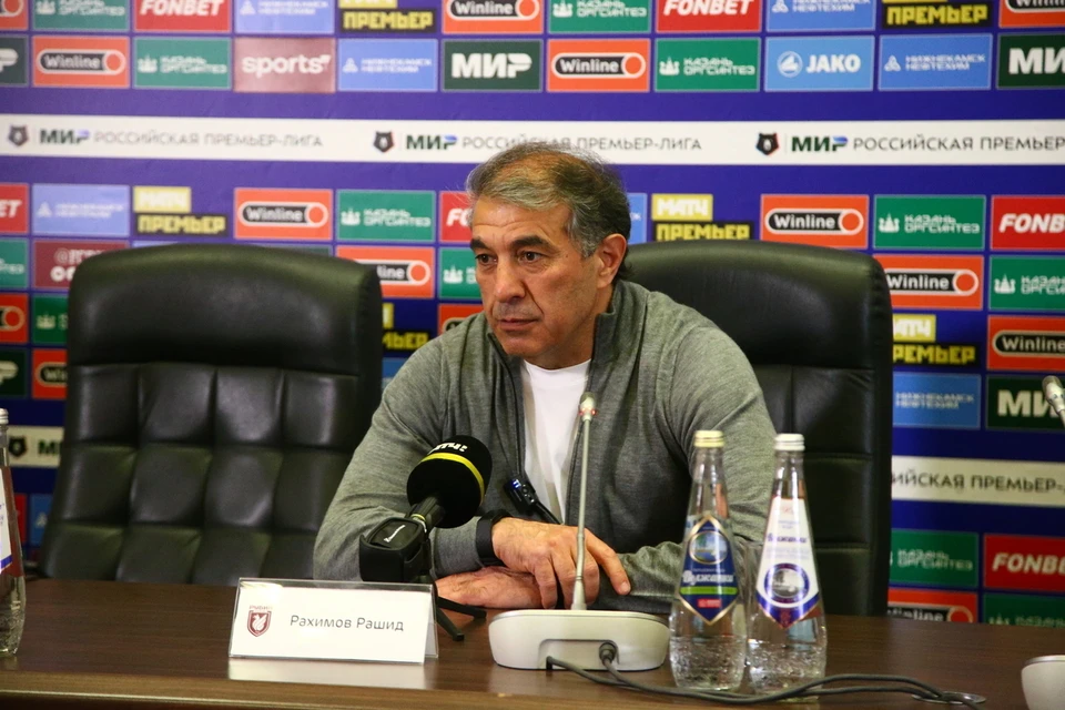 В разные периоды своей карьеры Рахимов был главным тренером московского «Локомотива», пермского «Амкара», австрийской «Адмиры».