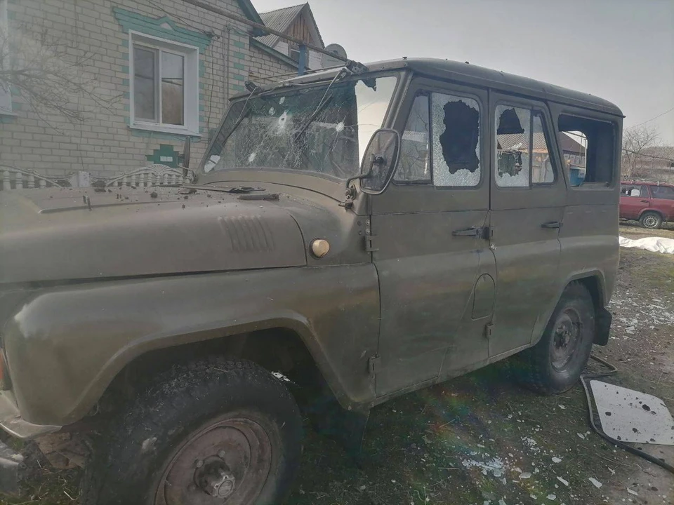 ВСУ обстреливают и атакуют дронами село Грузское в Белгородской области.