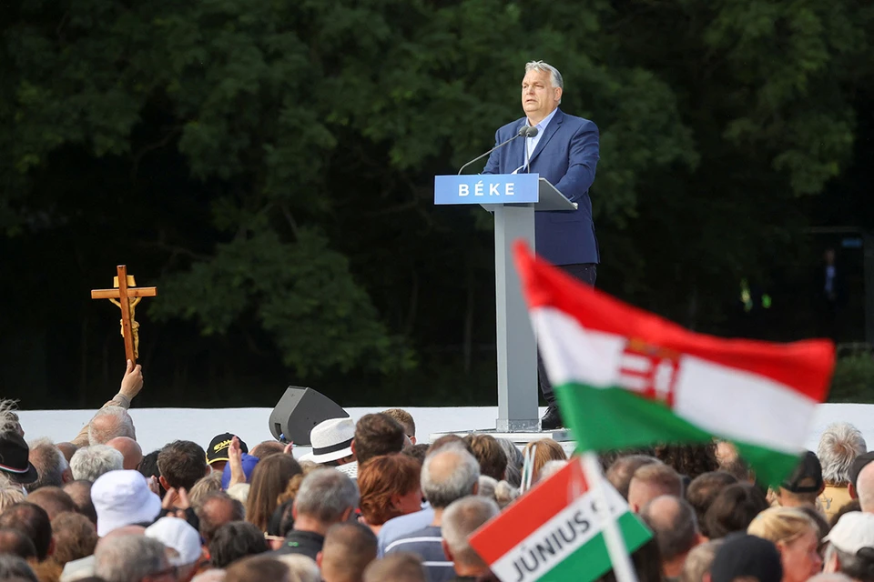 Виктор Орбан выступил на марше мира в Будапеште.