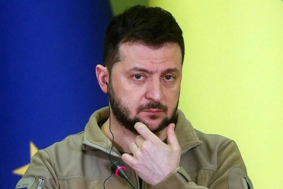 «А мы уже можем идти?»: Зеленский опозорился во Франции
