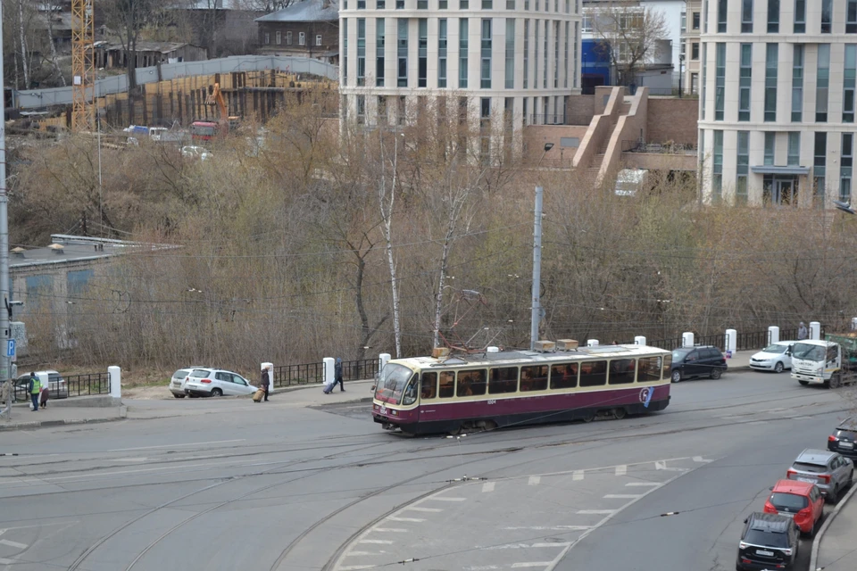 Трамвай задымился на Окском съезде в Нижнем Новгороде.