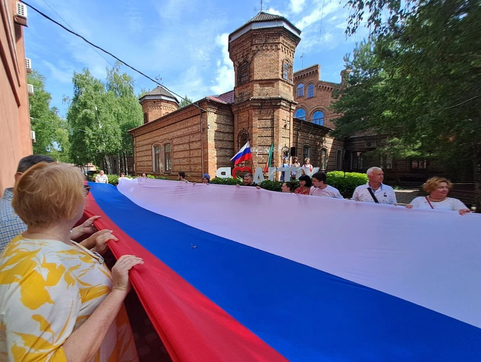 Флаг России в Бердянске.