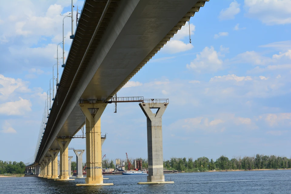 Вторую половину моста ждут уже 15 лет в Волгограде.