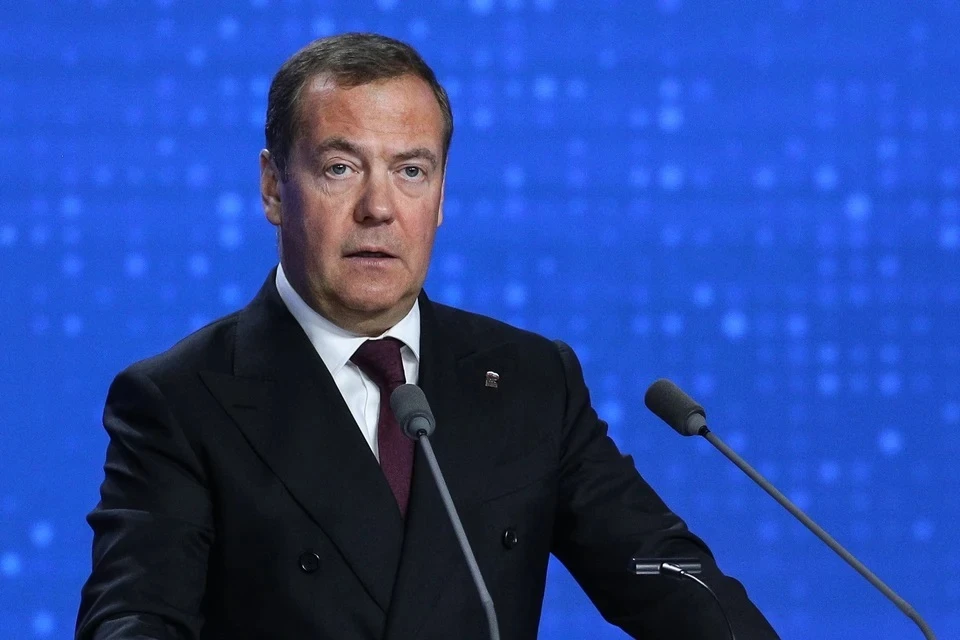 Медведев прокомментировал атаку Киева американскими ракетами на Севастополь