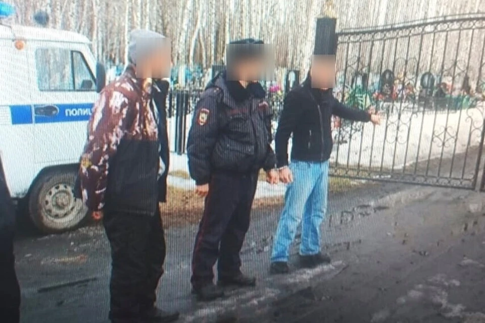 Мужчина вместе с соучастником закопал тело убитого в снегу. Фото: СУ СК по НСО