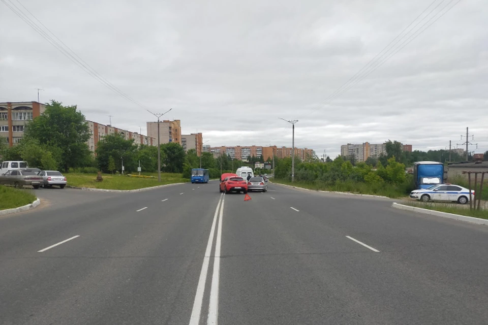 Авария случилась на улице 60 лет Октября. Фото: ГИБДД Кировской области