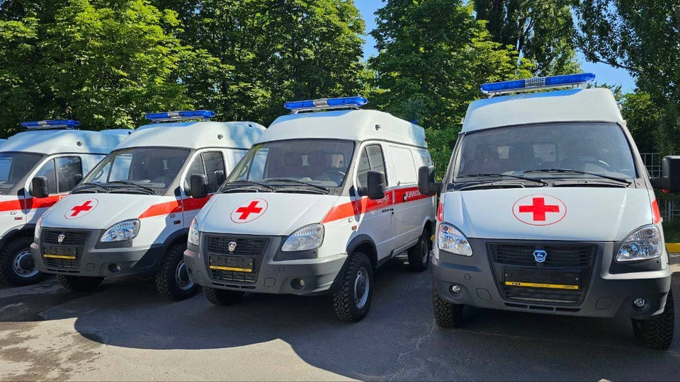 В общей сложности планируется оснастить специальной защитой 51 автомобиль скорой помощи в ЛНР. ФОТО: Правительство ЛНР