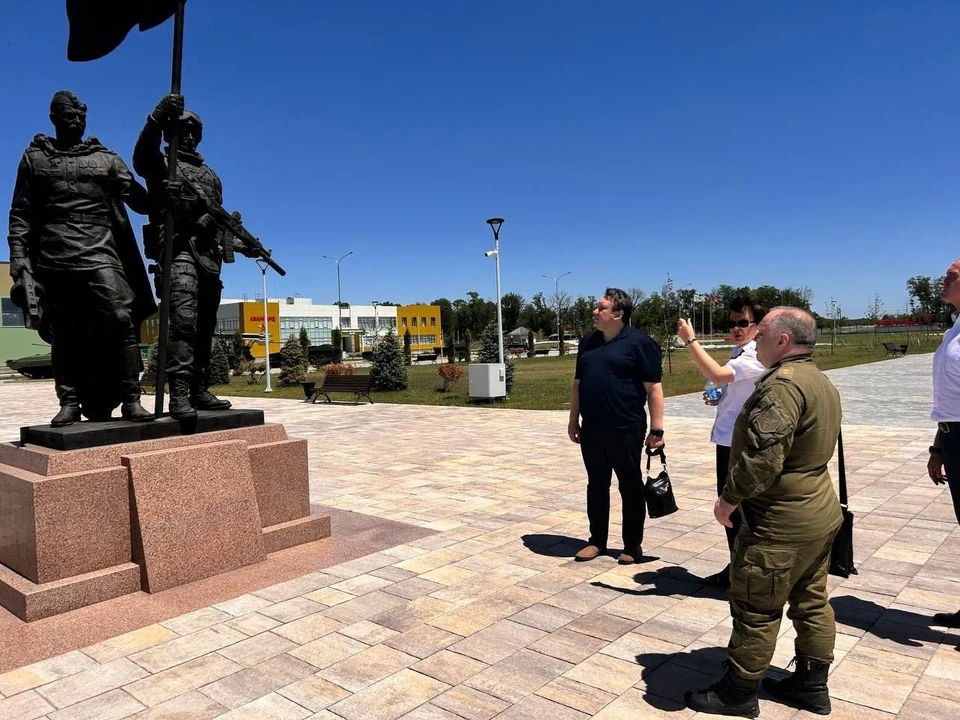 Гости посетили центр "Патриот". Фото: пресс-службы администрации Краснодарского края.