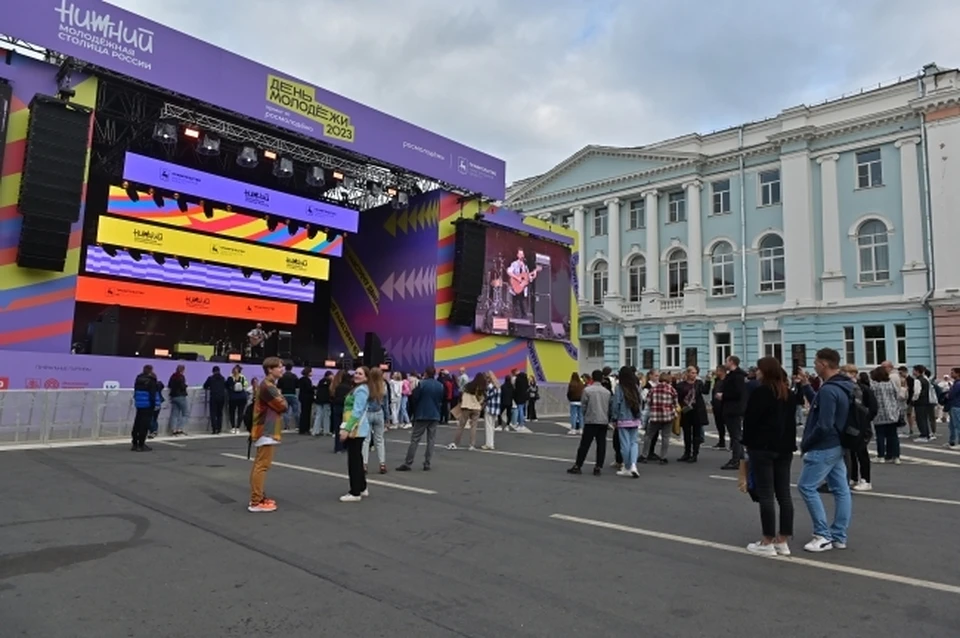 Движение транспорта ограничат в День молодежи в центре Смоленска