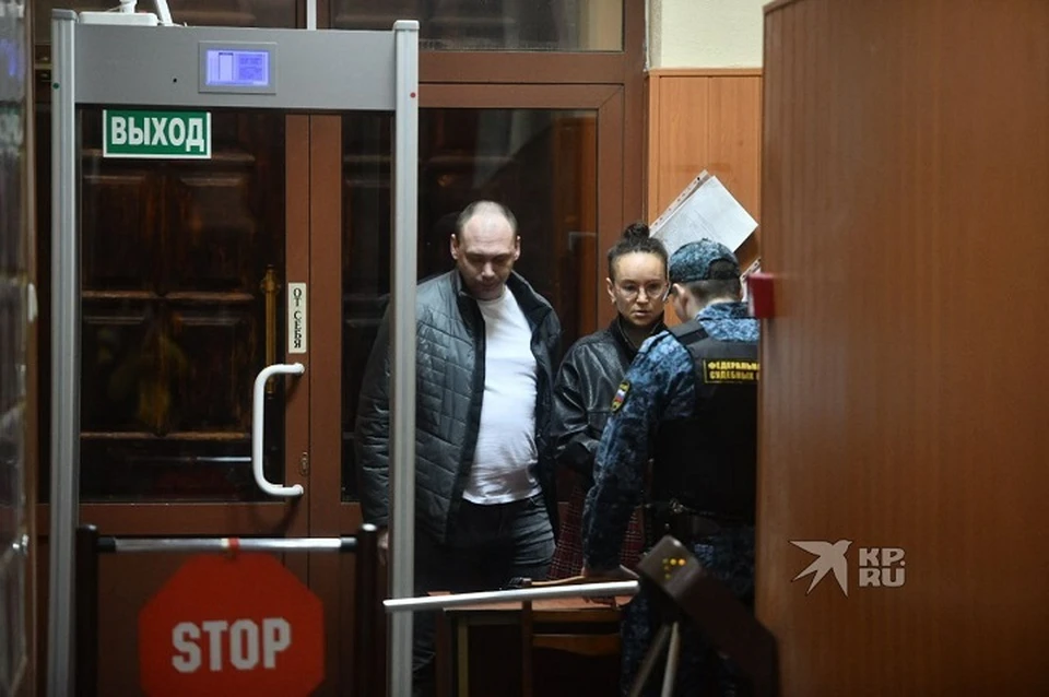 В гарнизонный военный суд Екатеринбурга 1 июля Александр Наумов пришел с адвокатом
