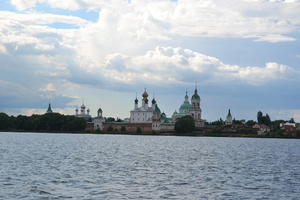 Депутаты Ярославской областной Думы поддержали инициативу о переименовании Ростова в Ростов Великий.