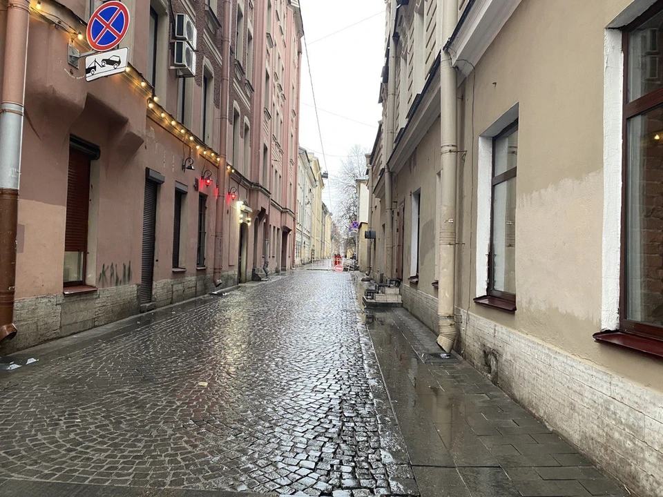 В Тюменской области снова ожидается гроза с порывами ветра до 18 метров в секунду.