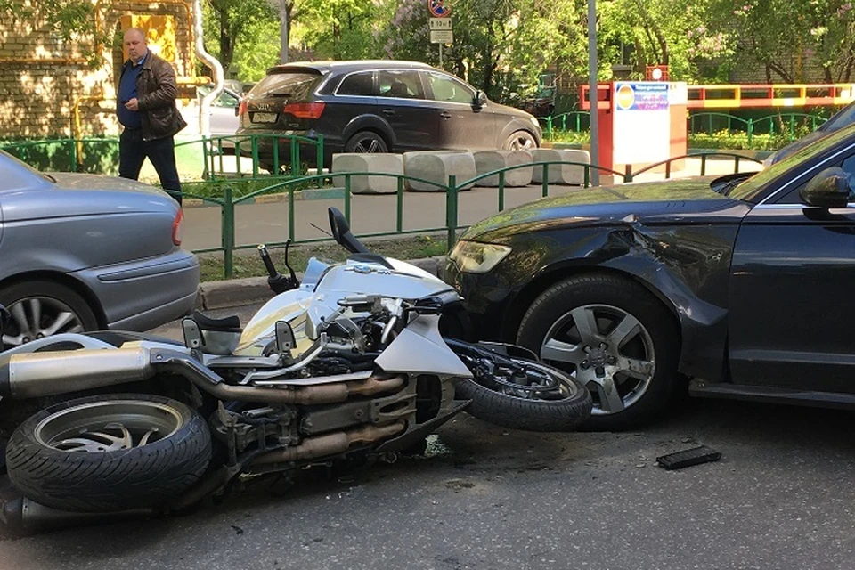 ДТП с участием трех мотоциклов произошло на трассе в Хабаровском крае