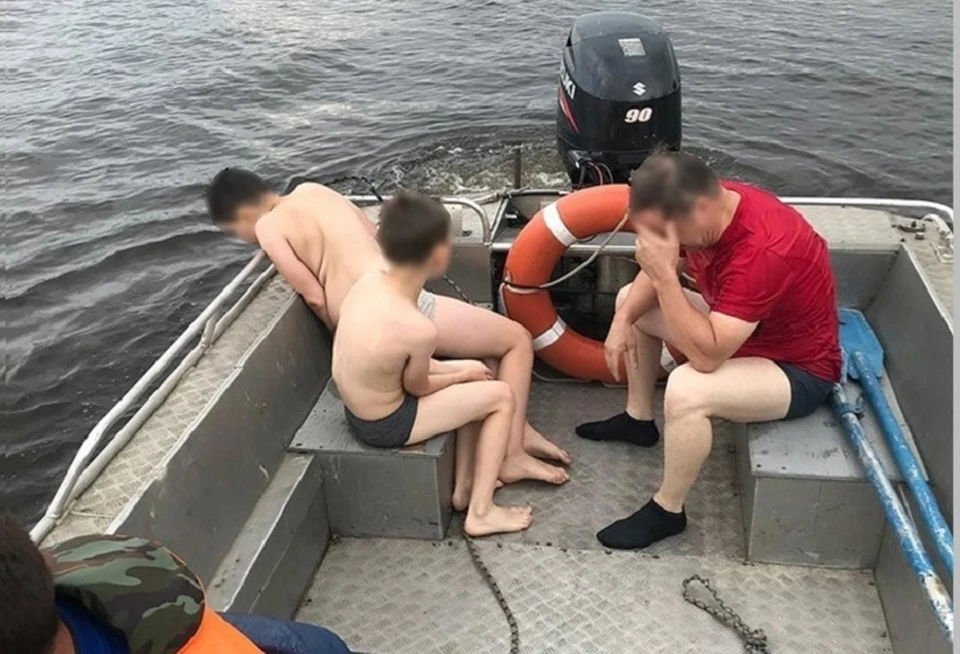 И это в Череповце, где пляжи - есть.