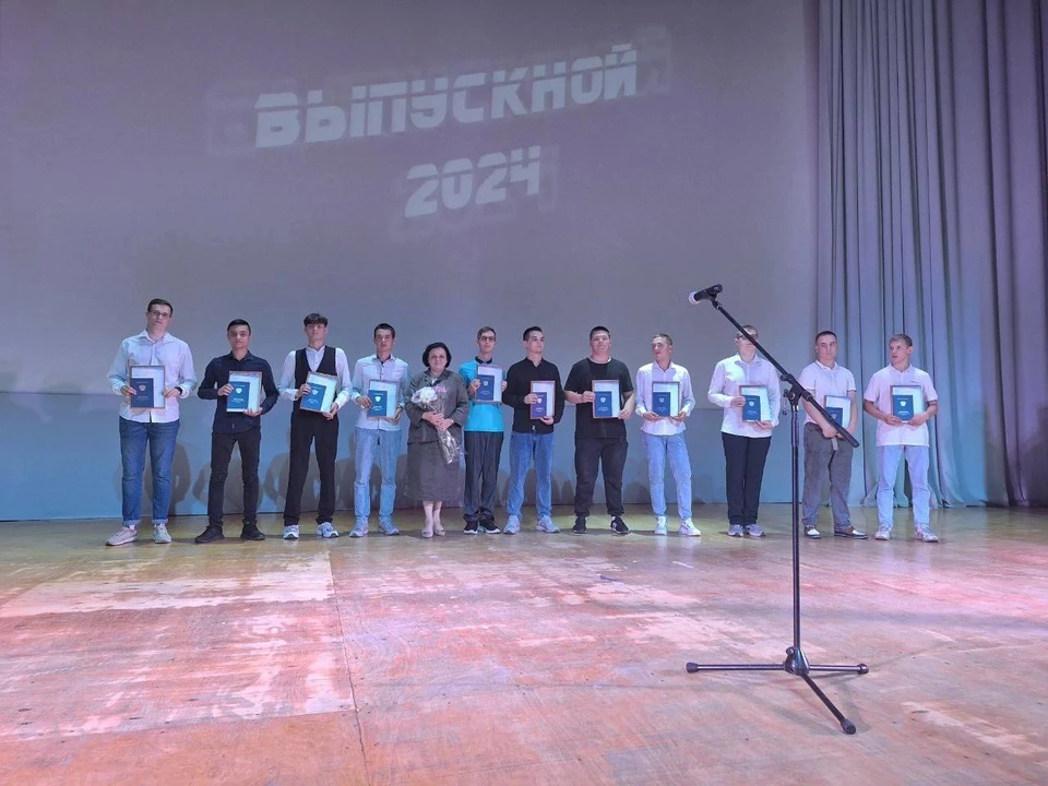 3 июля в Ульяновске прошло торжественное вручение дипломов выпускникам «Профессионалитета». Фото телеграм-канал Пул 73