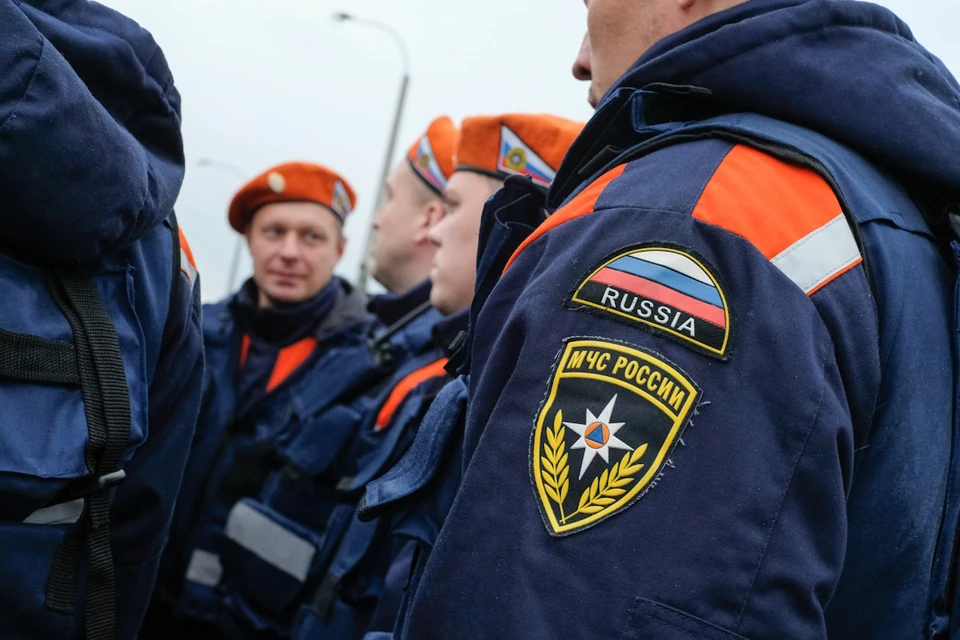 МЧС жители Петербурга вызывали из-за непогоды.