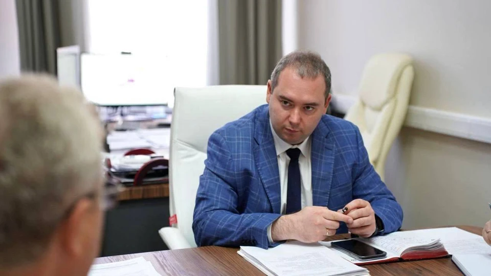 Министру доложили, каким образом осуществляются работы во время высоких температур