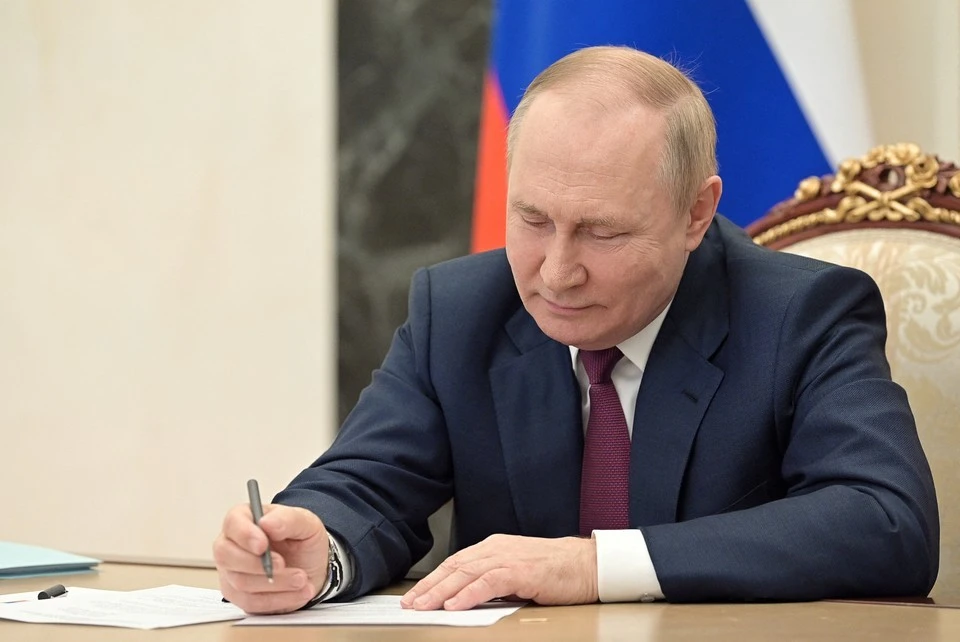 Президент подписал серию поручений по итогам Петербургского международного экономического форума.