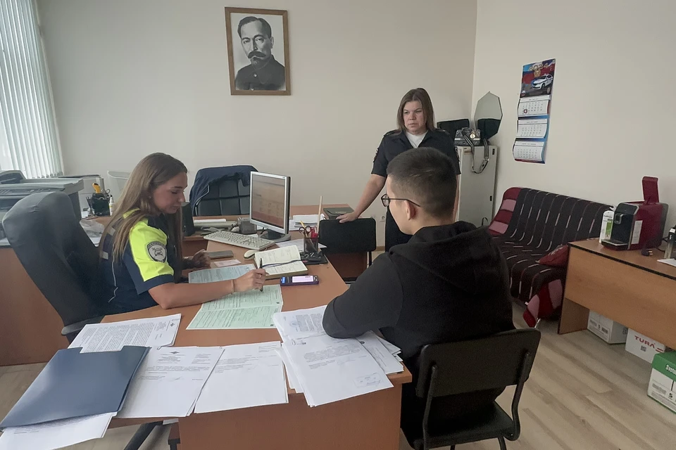 Водитель пообещал не нарушать правила дорожного движения. Фото: пресс-служба ГИБДД по Екатеринбургу