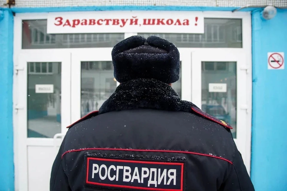 Женщину передали полицейским