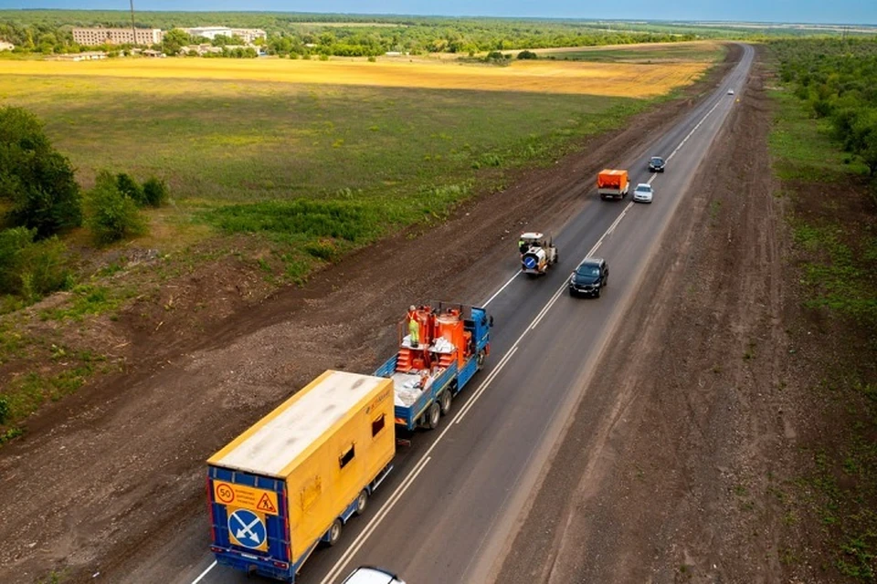 «Автодор» завершил укладку асфальтобетона на основных трассах ДНР. Фото: t.me/avtodorgk