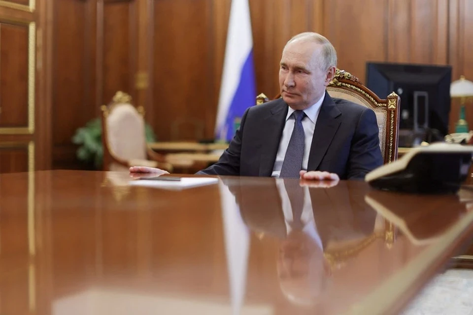 Путин подписал закон, разрешающий открытие филиалов зарубежных банков в РФ