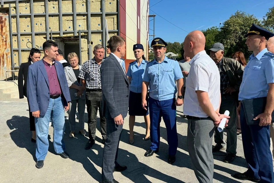 Прокуратура установила отставание от графика ремонта школы Новосибирской области. Фото: Прокуратура Новосибирской области.
