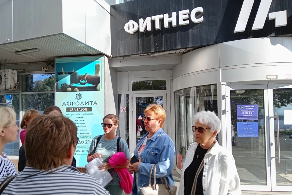 Фитнес-центр обещали открыть 26 августа 2024 года. Фото: Дарья Долинина.