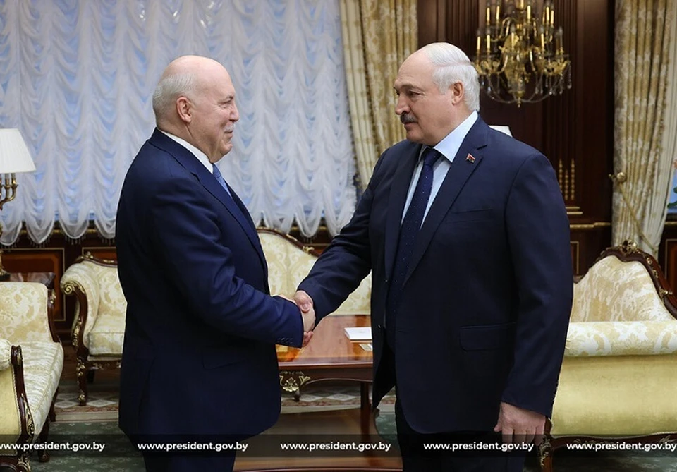 Лукашенко поздравил Мезенцева с 65-летием. Фото: архив president.gov.by.