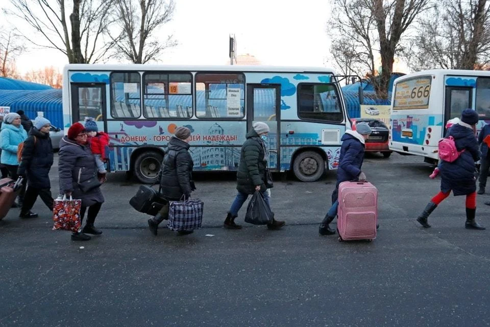 Добряк: Украинские власти хотят силой вывозить детей из Красноармейска