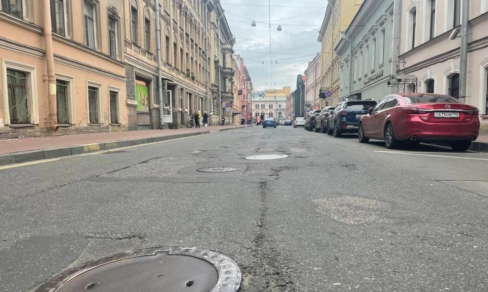 Прокуратура потребовала в суде отремонтировать проблемную дорогу в Петербурге