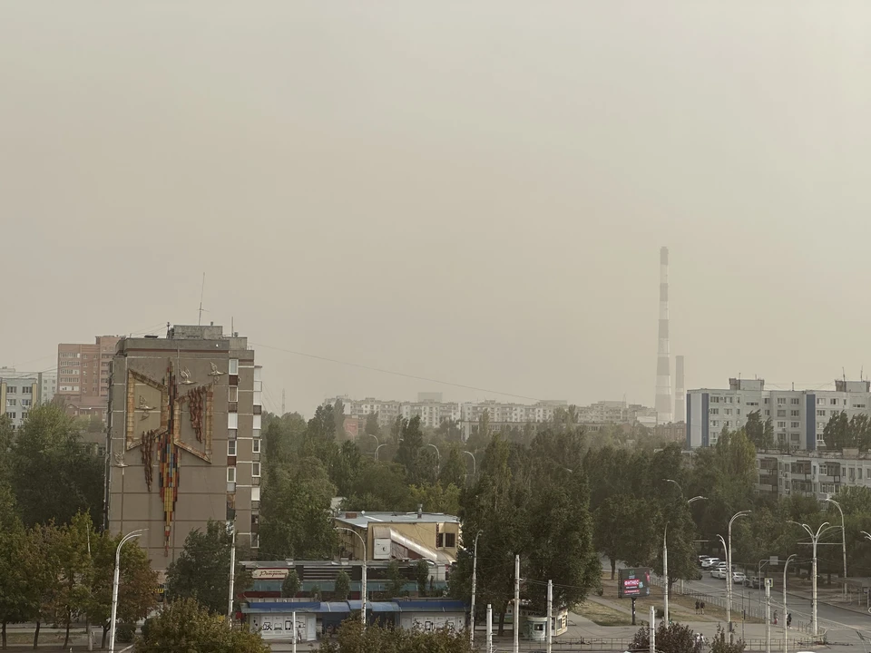 На дальних расстояниях строения практически не видно.