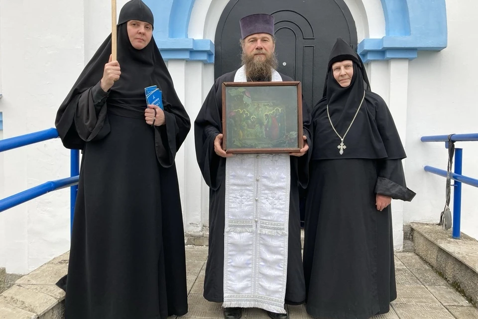 Старинную икону Успения Пресвятой Богородицы нашли дети в реке в Орше во время рыбалки. Фото: Фото: vitprav.by