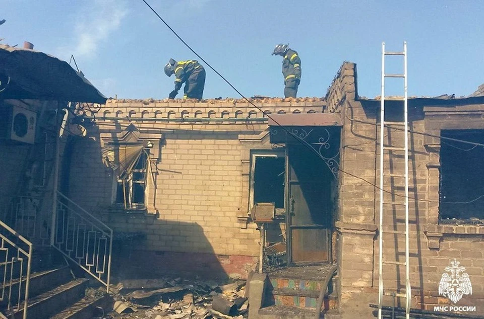 В Мелитополе загорелся жилой дом. ФОТО: ГУ МЧС России по Запорожской области