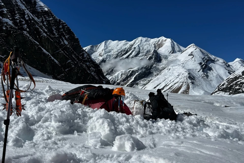 Что известно о гибели пятерых альпинистов в горах Непала. Фото: vk.com/dhaulagiri_8167