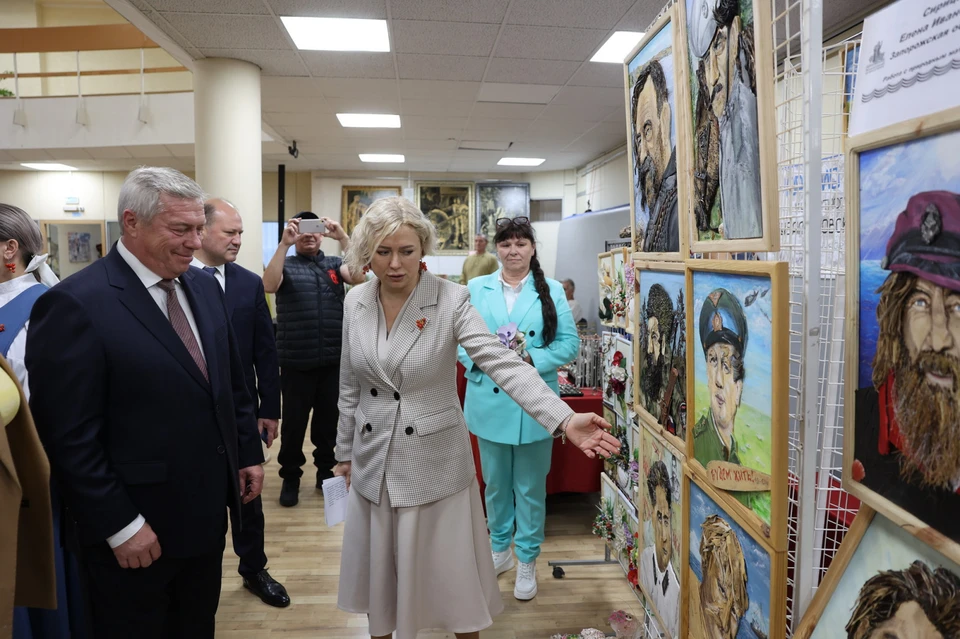 Губернатор Ростовской области поблагодарил земляков за труд и поддержку. Фото: правительство Ростовской области