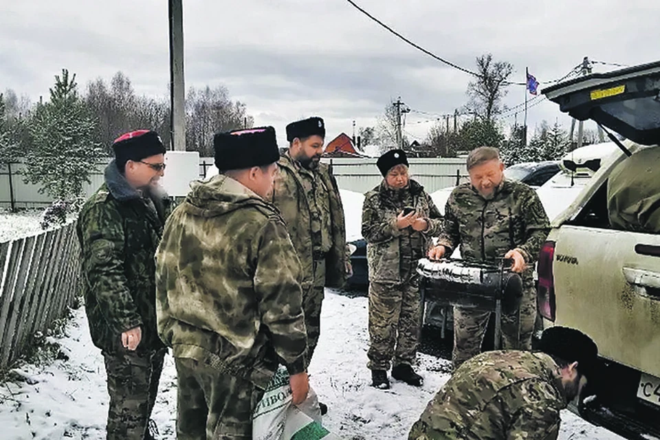 Казачье общество Богородского городского округа отправило бойцам окопные свечи, маскировочные сети, тепловые завесы, продукты, теплые вещи и многое другое.