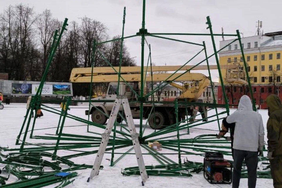 Елку украсят световым шатром. Фото: киров.рф