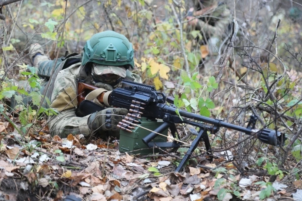 На данный момент отобраны 120 единиц огнестрельного гладкоствольного оружия для передачи в министерство обороны РФ.