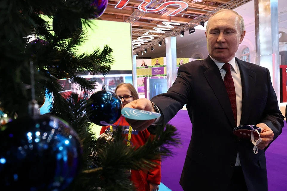 Владимир Путин исполнит три детские мечты в рамках акции «Елка желаний»