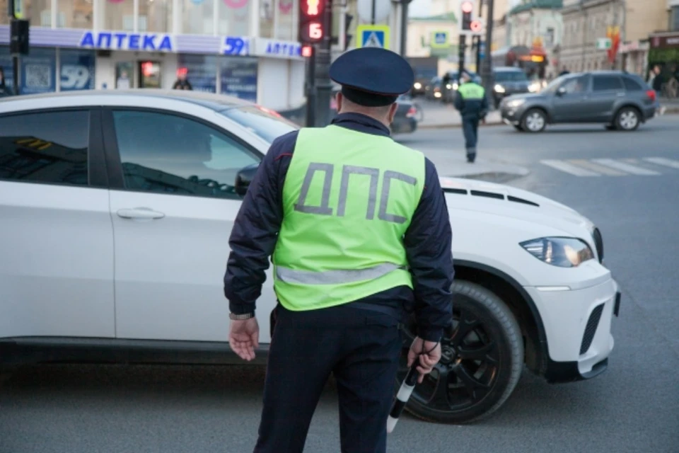 Полиция начала проверку после ДТП с автовышкой под Новосибирском