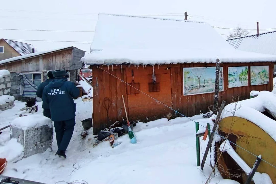 Под Новосибирском трое человек погибли на пожаре в частном доме