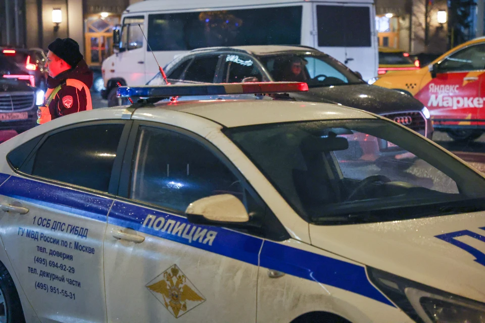 Мужчина ограбил отделение банка на 9 миллионов рублей в Новосибирске
