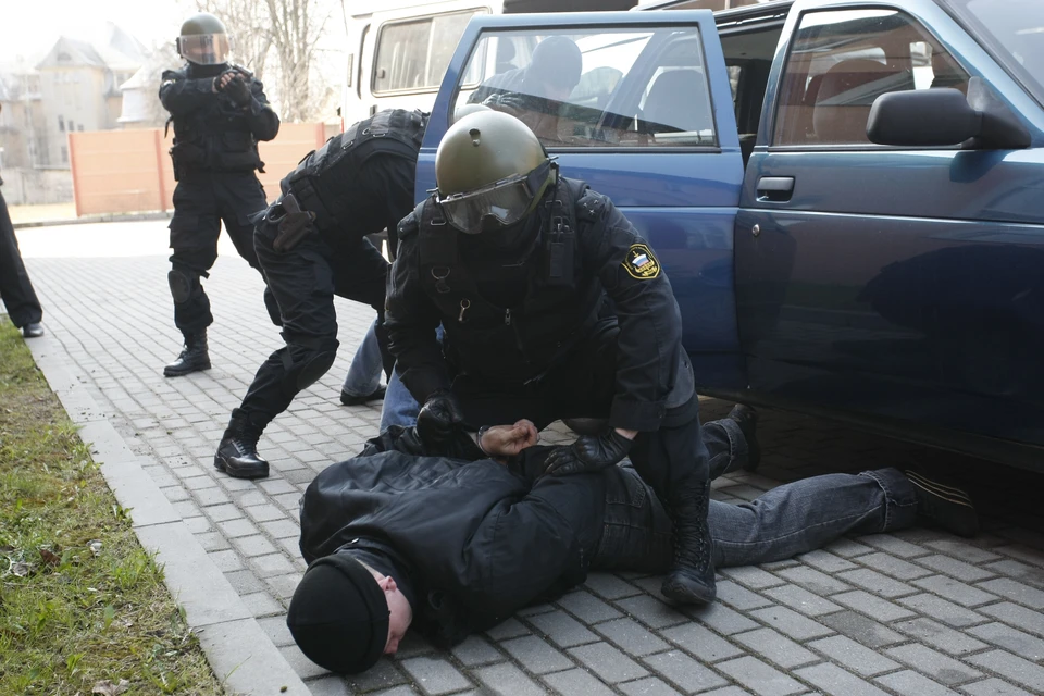 31 год назад преступники захватили в заложники в ростовской школе 16 человек.