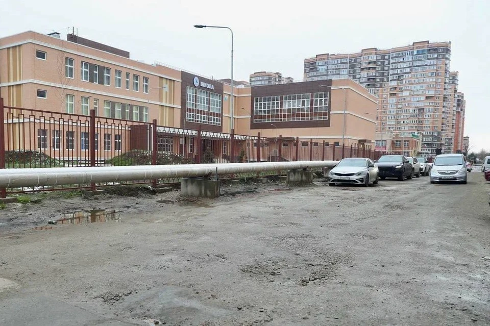 Дорогу строят к школе на проспекте Константина Образцова Фото: t.me/emnaumov