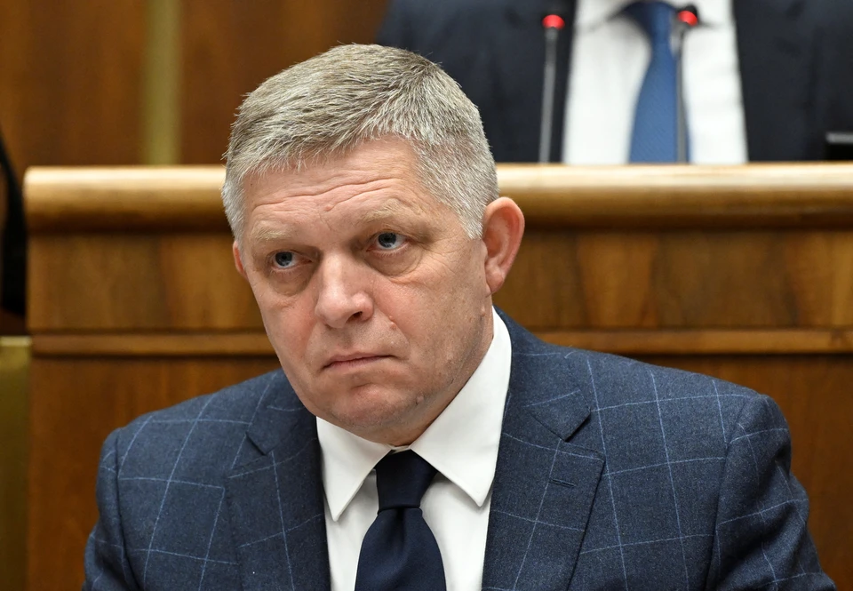 Премьер Словакии Фицо сообщил о желании узаконить наличие только двух полов