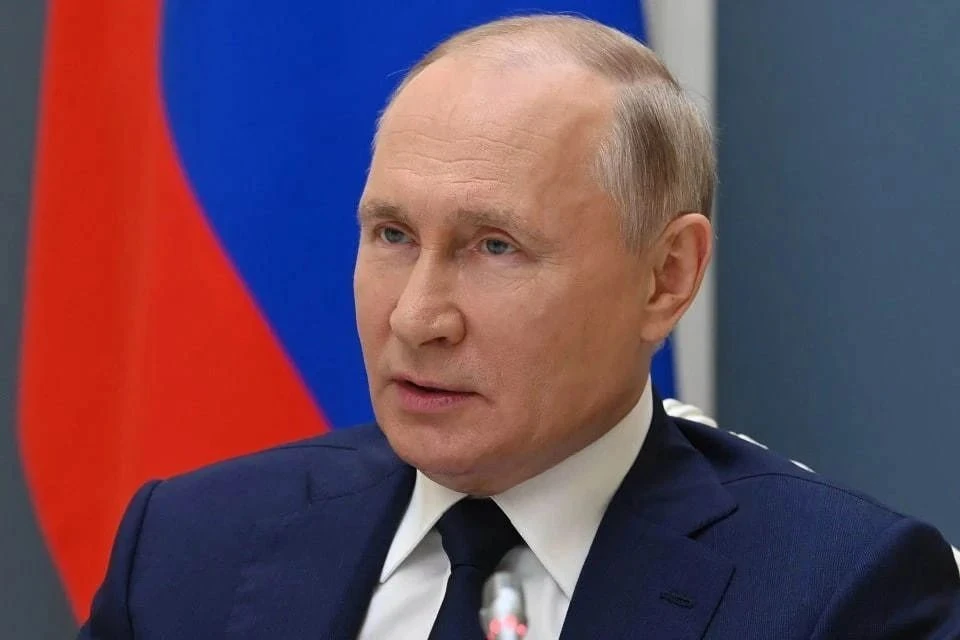 Владимир Путин поздравил Патриарха Кирилла с 16 годовщиной интронизации