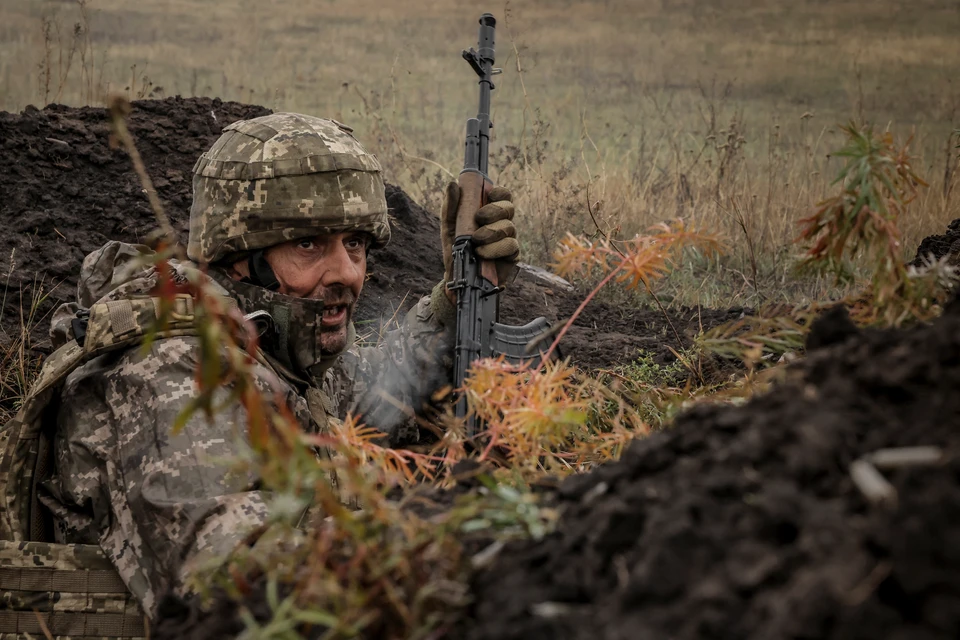 Ганчев: Командование ВСУ бросает военных в окопах на долгое время без снабжения