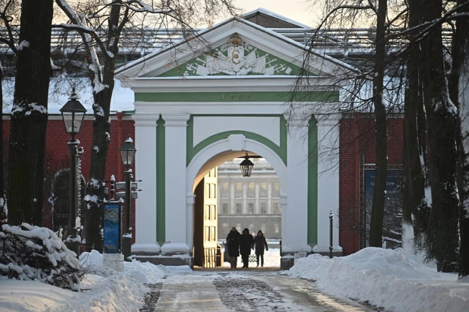 Из года в год Петербург привлекает все больше туристов.