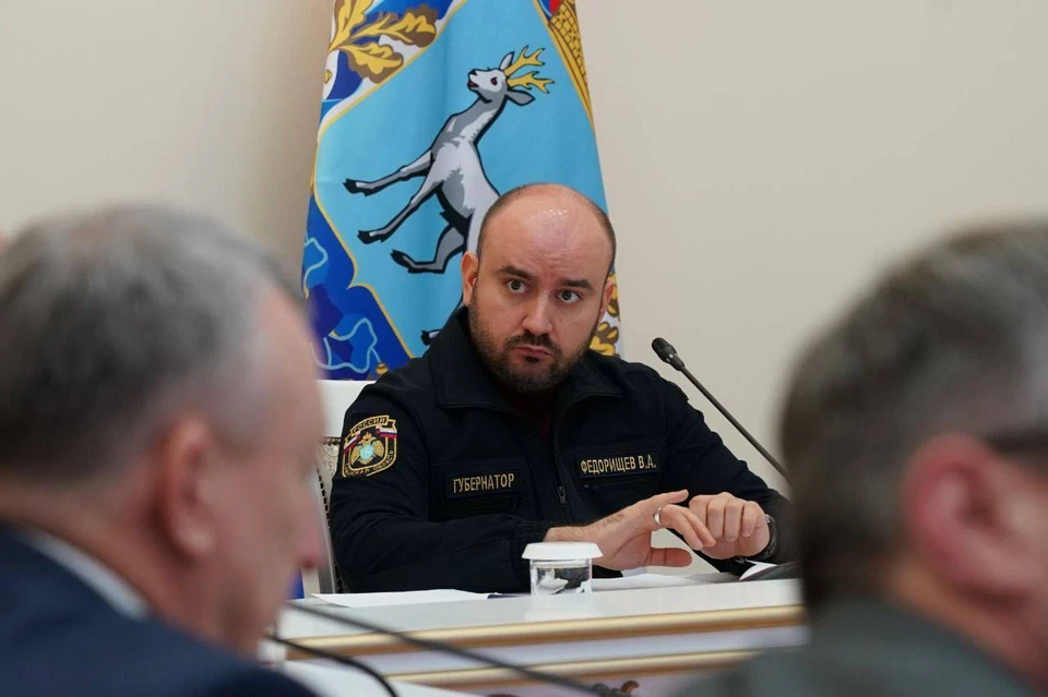 Губернатор Вячеслав Федорищев в открытом режиме провел оперативное совещание облправительства / Фото: Светлана Осьмачкина